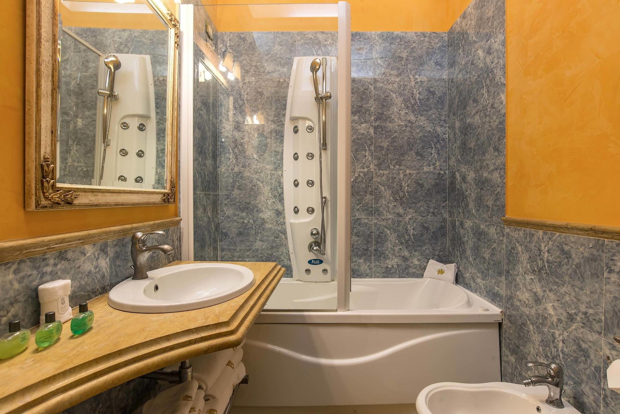 Hotel Select Via Veneto 4*