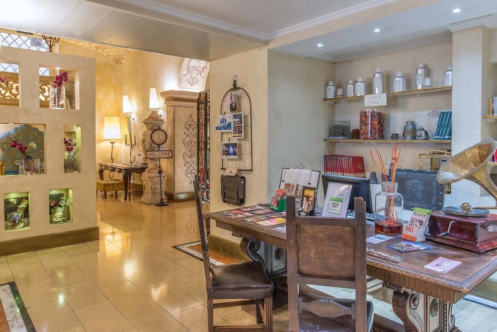 Hotel Select Via Veneto 4*